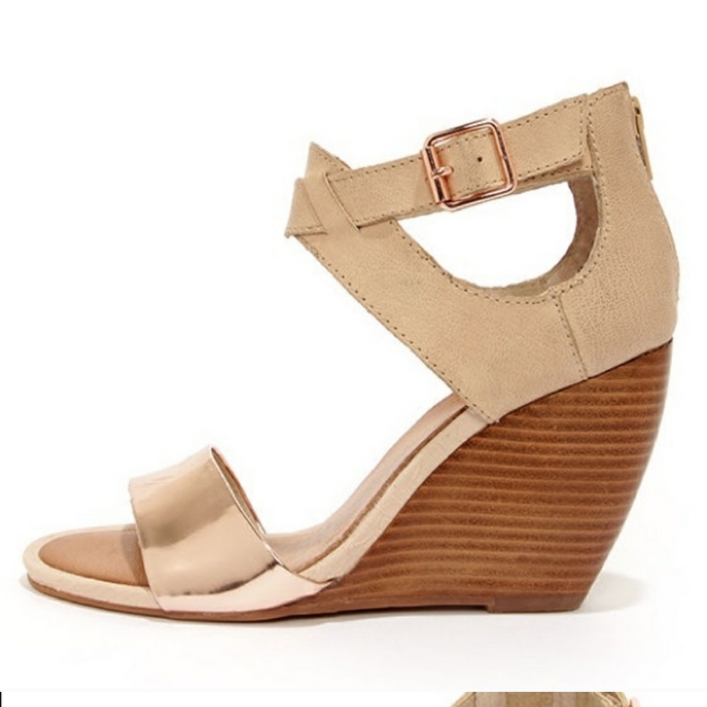 Seychelles Rose Gold and Tan Wedges